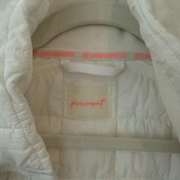 Free People Pippa Packable Puffer. White, XS - Picture 4 of 4